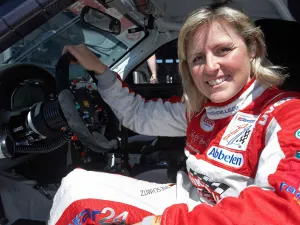 Sabine Schmitz, la Nürburgring în 2010. / Foto: news.sky.com