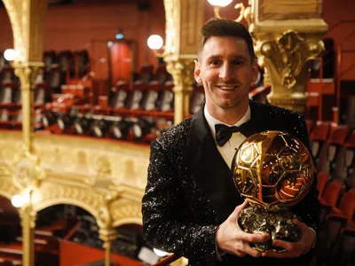 Lionel Messi a câștigat trofeul, la gala desfășurată la Paris. FOTO: Twitter