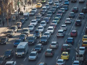 Traficul din Capitală otrăvește aerul