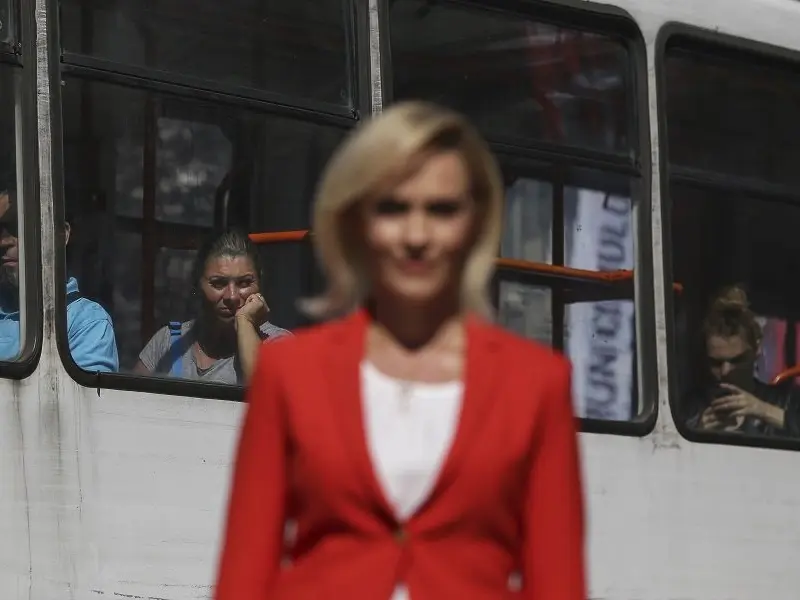 Gabriela Firea a băgat Bucureștiul în ceață Foto: INQUAM Photos/Octav Ganea