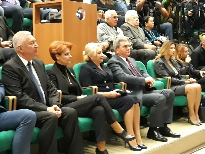 Viorica Dăncilă a fost la deschiderea anului universitar din Craiova. Foto: Realitatea de Craiova