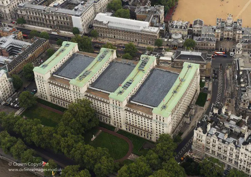 Ministerul Apărării de la Londra, în carantină. FOTO: Facebook