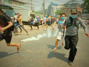 Junta militară din Myanmar folosește arme letale/FOTO: Getty