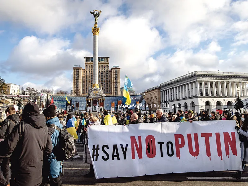 Pe 12 februarie, mii de oameni au participat la un marș al unităţii în capitala Ucrainei, în contextul escaladării tensiunilor cu Rusia - Foto: Getty Images