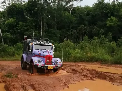 IMS-ul, primul off-roader românesc, face de rușine multe off-roadere și după 60 de ani. / Foto: captură video