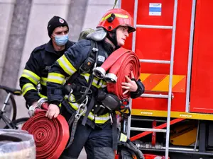 Incendiu într-un club din zona centrală a Timișoarei. Zeci de tineri au fost evacuați/FOTO: Facebook/ISU Timis