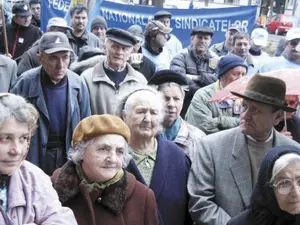 CCR a amânat creșterea pensiilor/FOTO: estnews.ro