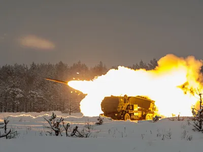 HIMARS în acțiune. Doboară un elicopter din zbor și spulberă un depozit rusesc în Avdiivka - Foto: Profimedia images