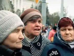 Protestatarii proruși, spre Guvernul din Chișinău: "Să trăim bine cu Rusia, nu cu România" - FOTO: YouTube/  Ziarul de Gardă