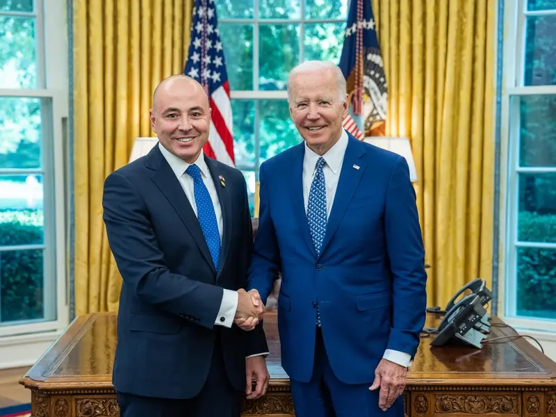 Andrei Muraru, ambasadorul român în SUA, primit la Casa Albă de Joe Biden/FOTO: Facebook/Andrei Muraru