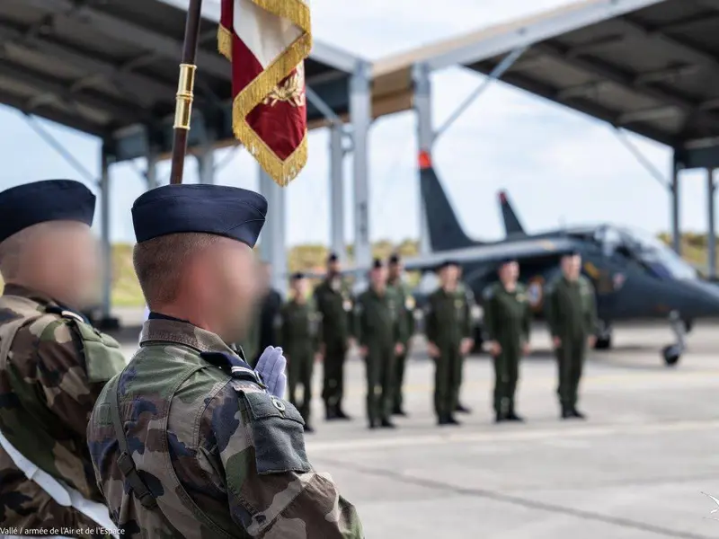 Primii piloți ucraineni au terminat antrenamentele de luptă aeriană în Franța. Vin în România -  Foto: X/@EtatMajorFR