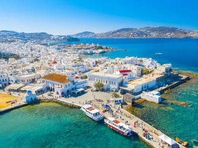 Grecia muzica pe insula Mykonos în cadrul unor noi restricţii împotriva coronavirus /kimkim