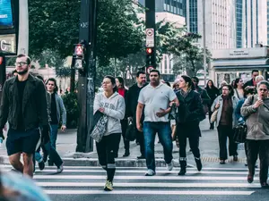 Pandemia a pus la grea încercare societatea. FOTO: Pexels.com