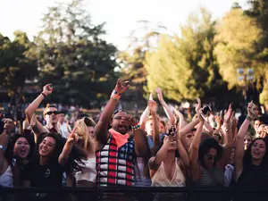 Tot mai mulți studenți străini veniți în România preferă să rămână aici și peste vară: E super aici - Foto: B1TV