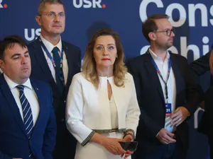 Elena Lasconi o atacă dur pe colega de partid Clotilde Armand: „Tu ești votat să faci treabă” - Foto: Profimedia Images/ Imagine cu caracater ilustrativ