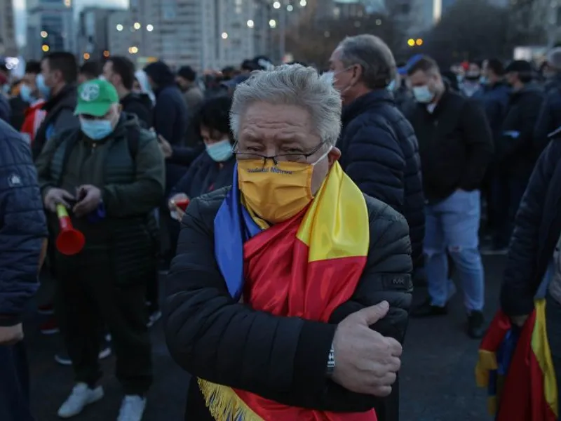 Ion Rădoi, la Piața Victoriei, la protestul anti măsuri de restricție la care au participat George Simion și Diana Șoșoacă. Foto Inquam Photos/Octav Ganea