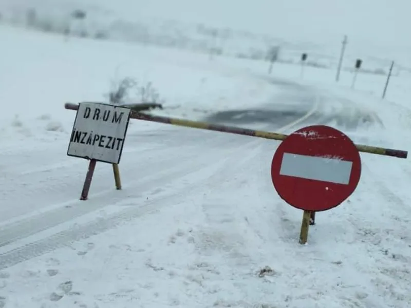 Haos în 5 județe din România. 21 de drumuri naționale închise din cauza zăpezii și a viscolului - Foto: Facebook/CNAIR