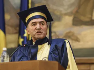 Care e situaţia lui Tudorel Toader, în alegerile la funcţia de rector de la Universitatea din Iaşi - Foto: INQUAM PHOTOS / Sabin Cirstoveanu