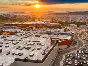 Cel mai mare mall din oraș a fost închis - Foto: Facebook/Shopping City Targu Mures - cu rol ilustrativ