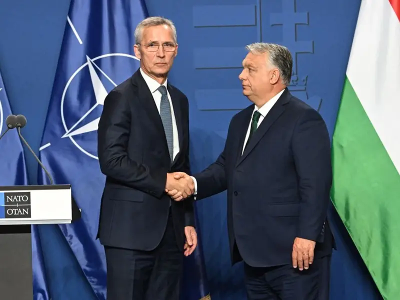 NATO nu mai are încredere în Orban. Toarnă secrete la Putin? - Foto: Profimedia Images