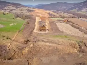 Lucrări pe 43 km din Autostra Transilvania /Pro Infrastructura