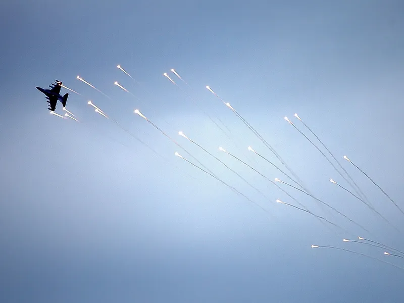 NATO nu aprobă zonă de interdicție aeriană/foto: Profimedia Images