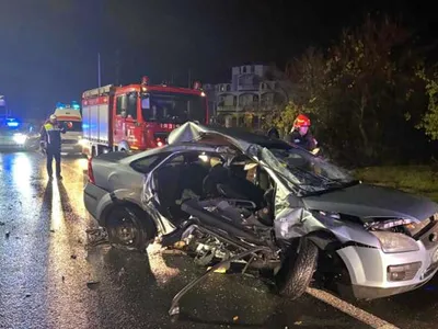 Coliziune între microbuz și autoturism pe DN6, Giurgiu: 23 de persoane implicate în accident  - FOTO: IGSU(imagine cu rol ilustrativ)