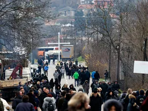 SUA au trimis emisari speciali în Kosovo. S-au tras focuri de arme/Foto: Profimedia Images