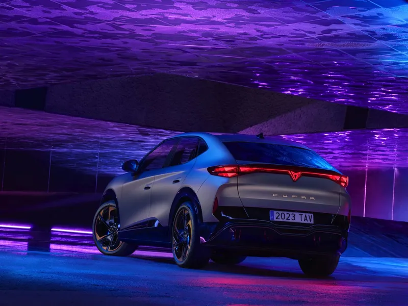 Tavascan, primul SUV coupé 100% electric al mărcii spaniole Cupra. - Foto: Cupra