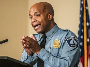 Şeful forţelor de ordine din Minneapolis a declarat în faţa juraţilor că Derek Chauvin a "încălcat regulile" şi "valorile" poliţiei în timpul arestării lui George Floyd. / Foto: startribune.com