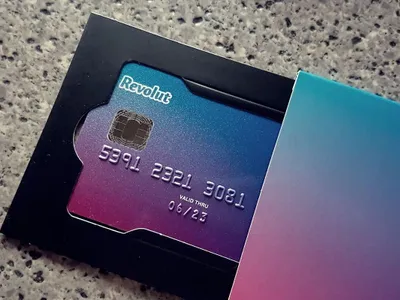 Revolut Bank începe să blocheze conturile și tranzacțiile rușilor din UE (imagine cu rol ilustrativ)-Foto: UKTN