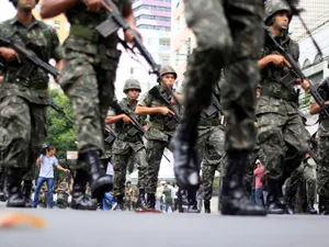 America de Sud, pregătiri de război. Brazilia scoate armata la graniță. Maduro, gata de invazie - Foto: Profimedia images