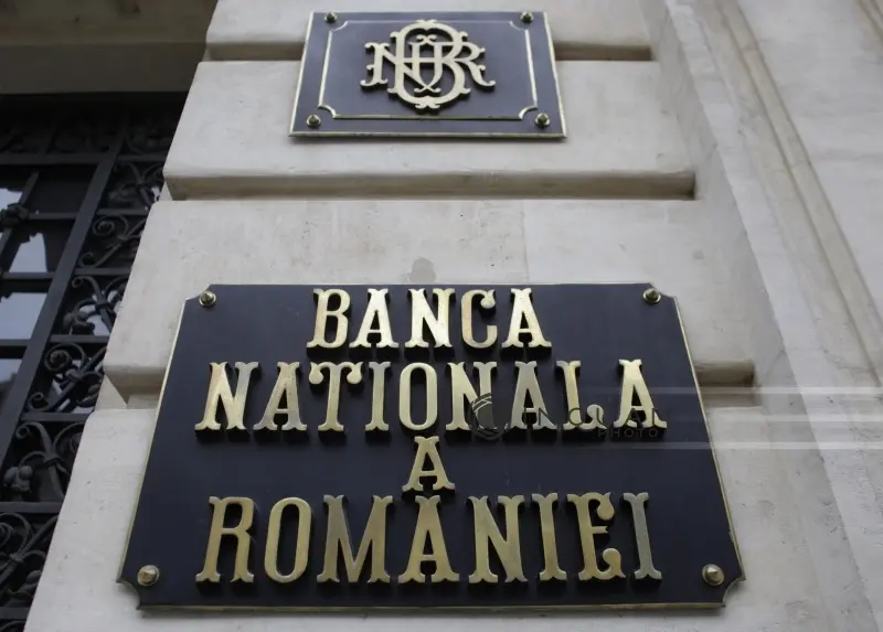 Avertisment BNR: Valul patru al pandemiei şi măsurile restrictive generează incertitudini şi riscuri. / Foto: Inquam Photos / Octav Ganea