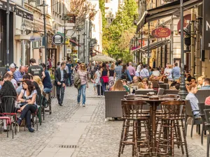 Restaurantele și barurile din Centrul Vechi se pot închide iar/FOTO: digi24.ro