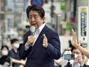 Shinzo Abe a fost împușcat în timpul unui eveniment electoral/ Foto: Profimedia Images