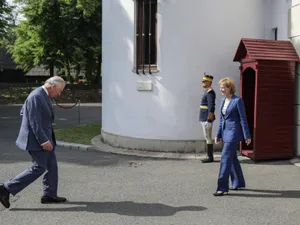 Prinţul Charles, primit la Palatul Elisabeta de Custodele Coroanei române, Margareta. / Foto: Inquam Photos / Octav Ganea