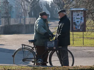 Oamenii stau de vorbă Imagine cu rol ilustrativ Foto: Pixabay.com