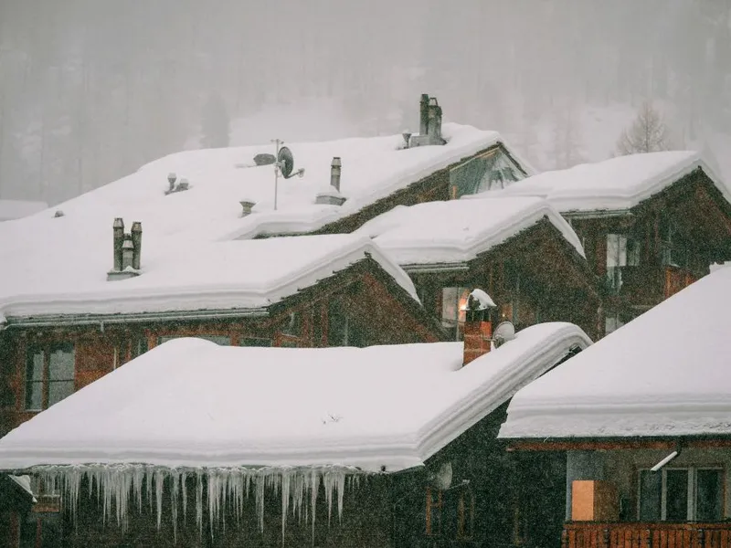 METEO România îngheaţă de frig. Va fi ger de vor crăpa pietrele. Care sunt zonele? - Foto: Pexels/Maria Orlova