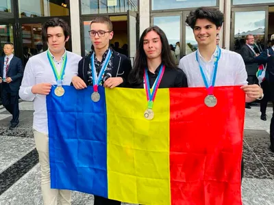 Aur, argint și bronz, pentru elevii români la Olimpiada Internațională de Chimie - Foto: Facebook/Ministerul Educației - România