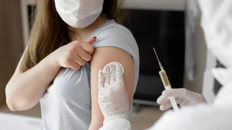 Începe Loteria de Vaccinare! Marele premiu, un milion de lei. Care este procedura de înscriere. / Foto: digi24.ro