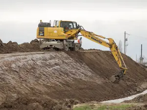 Lucrări la infrastructură (imagine cu caracter ilustrativ) Sursa: Inquam Photos / George Călin