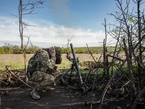 Operator de aruncător de mortiere, în Forţele Armate ale Ucrainei - Foto: Profimedia Images -  imagine cu caracter ilustrativ