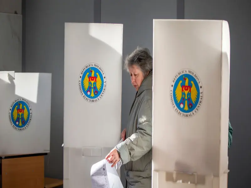 Moldovenii au mers la vot pentru alegerile prezidențiale și referendum. Tensiuni în Rep.Moldova Foto: Shuttershock(fotografie cu caracter ilustrativ)