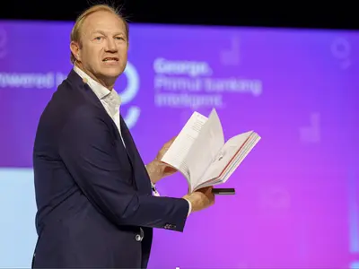 Jonas Kjellberg este coautorul cărții „Gear Up: Test Your Business Model Potential and Plan Your Path to Success” prin care și-a propus să facă mai accesibilă literatura de business