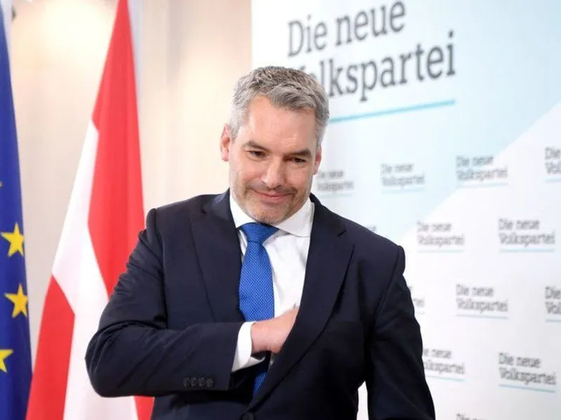 Austria are un nou cancelar: Karl Nehammer, fost militar și ministru de Interne. / Foto: bbc.com