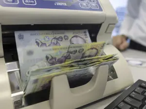 1.250 de lei pe lună în plus la salariu - Foto: INQUAM PHOTOS / Octav Ganea