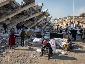 Eforturi de salvare a victimelor cutremurului, Antakya, Turcia/Foto: Profimedia Images