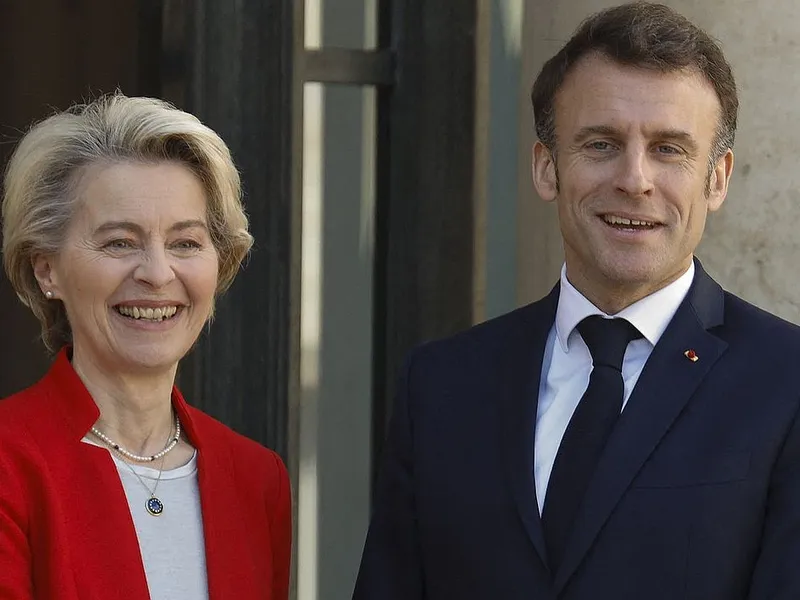 3 aprilie 2023: Emmanuel Macron o primește pe Ursula Von Der Leyen, la Paris - Foto: Profimedia Images