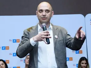 Radu Mihaiu, primarul sectorului 2, nu precizeazîă dacă va bloca finanțarea proiectului lui Ion Ceban/ FOTO: Facebook: