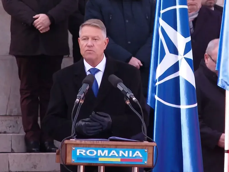 Iohannis, către noul şef al Armatei Române - Foto: captură video Facebook/Administraţia Prezidenţială